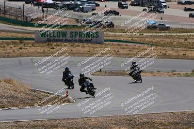 media/Apr-19-2025-AHRMA (Sat) [[3d98ca3309]]/Race/Group 1/Turn 4/